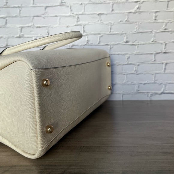 Brand new Coach Darcie Carryall Bag With Signature Canvas Detail - Picture 6 of 16